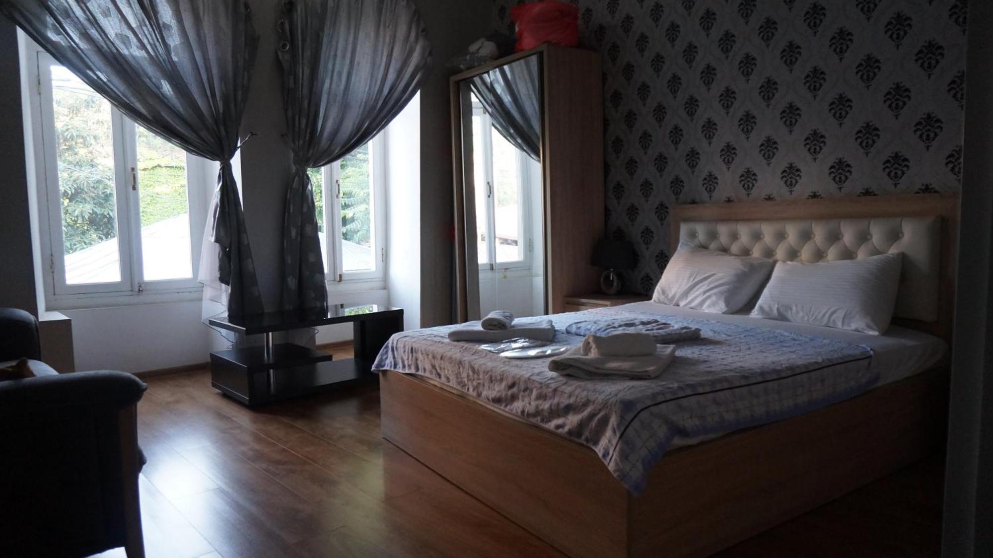 My Old Tbilisi Apartment Exterior photo